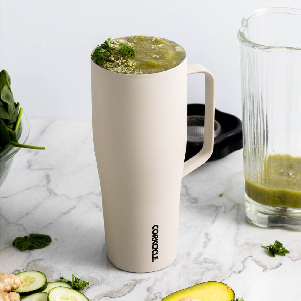 cold-cup-xl-y2 588f4a27c4cf--2230CLT-lifestyle.jpg