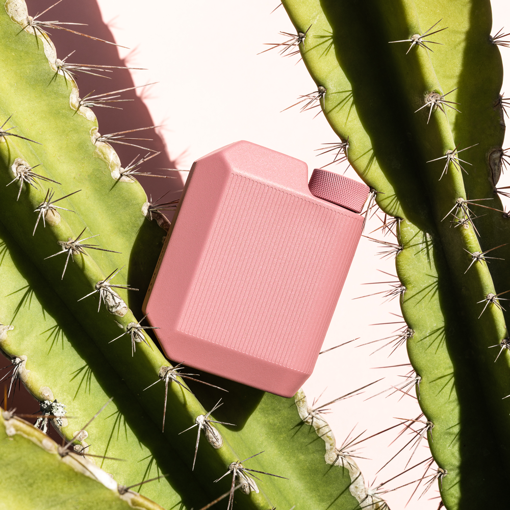 cool-flask-s4 6c7babc2d202--Flask-Lifestyle-7.png